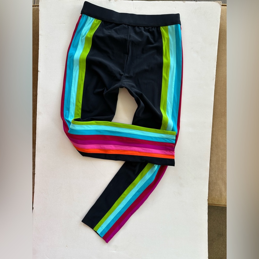 Super Designer Sport athleisure pants leggings style with panels side .Lux wear